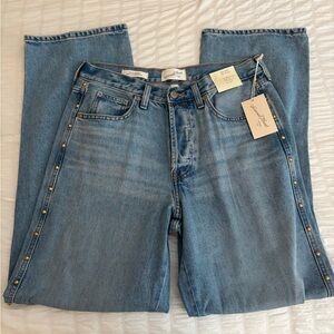 Universal Thread Light Blue Straight Leg Jeans